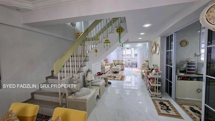 Blk 337 Jurong East Avenue 1 (Jurong East), HDB Executive #559128701